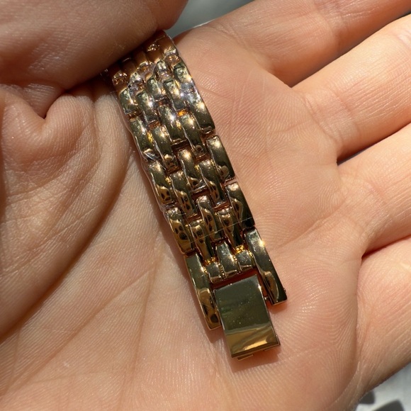 Panthere Classic Rectangle Stainless Steel Watch
Size adjustable - Picture 7 of 11